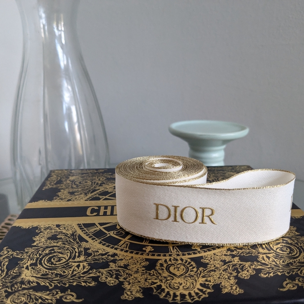 Dior gift wrapping ribbon